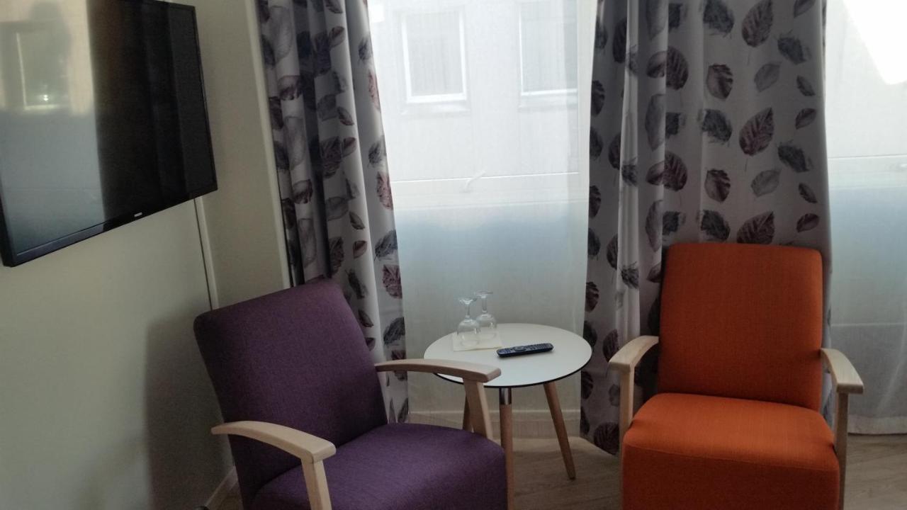 Corner Hotell Бронойсунд Екстериор снимка